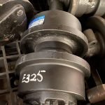 CR-CAT325 1