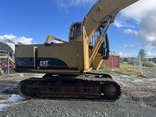 CAT320C-2003 06