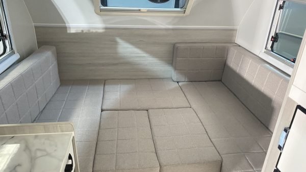 5de026f373048421902c2b1fe951e2b